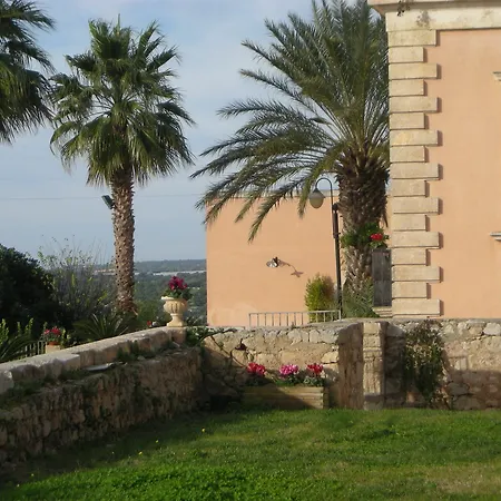 Principe Di Belmonte Hotel 4*