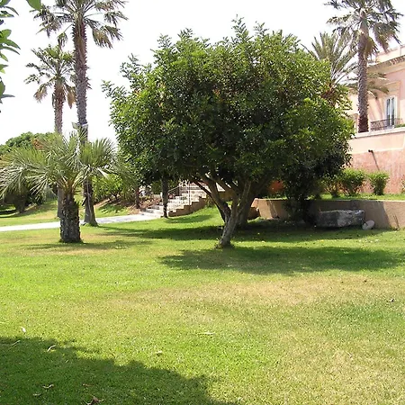 Hotel Principe Di Belmonte 4*